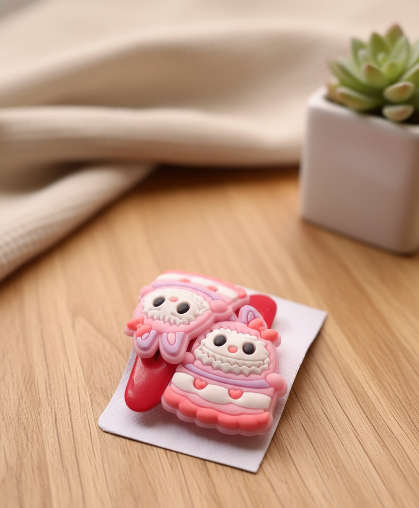 Skydora- Labubu Love hair Clips