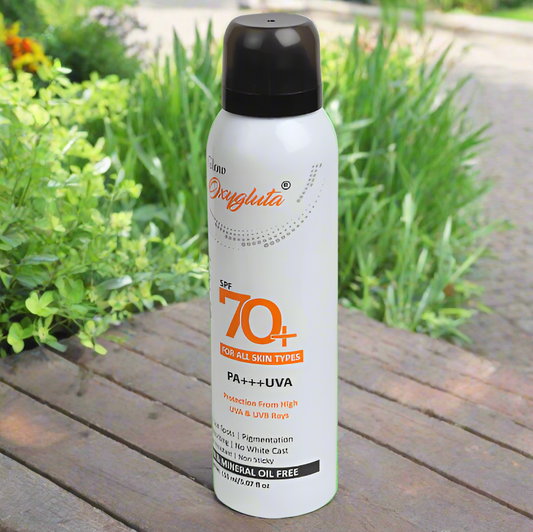 Glow Oxygluta Sunscreen Spray SPF 70 for Ultimate Sun Protection and Radiant Skin